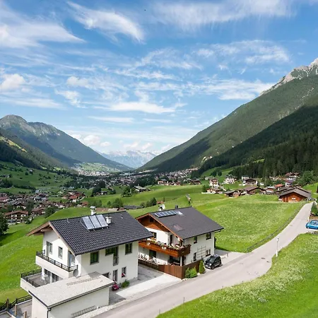 Neustift Near Stubai Glacier, Cleaning Included Appartement *